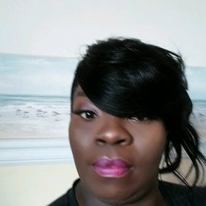 Meet your Posher, Delilah